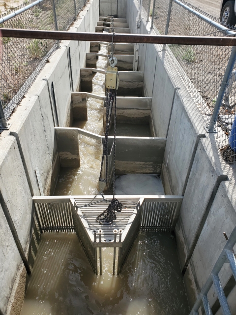 Series of fish passage baffles