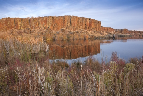 Columbia Lake & Cliffs