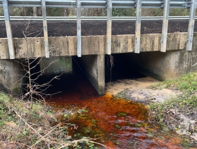 Box culvert road-stream crossing